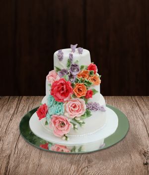 Vestuvinis tortas trijų aukštų