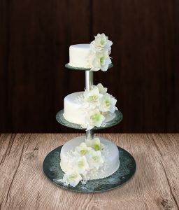 Vestuvinis tortas ant stovo