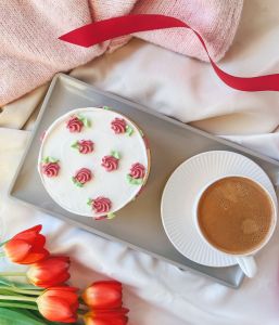 BENTO tortas Tarptautinės moters dienos proga ROŽYTĖ