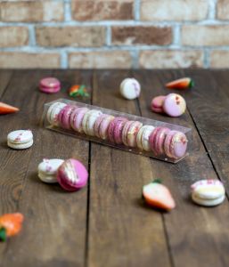 Sausainiai MAKARŪNAI (macarons) Valentino dienai dėžutėje L