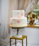 Vestuvinis tortas su išpieštomis gėlėmis